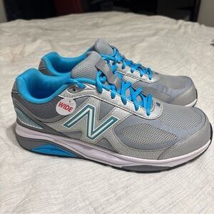 New Balance Women's Athletic Shoes in Gray and Teal. Unisex M9.5/ W11